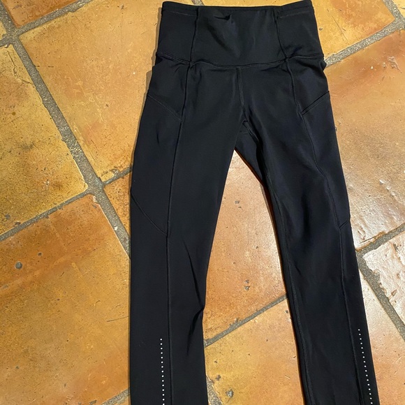 lululemon athletica Pants - lulu lemon capri leggings